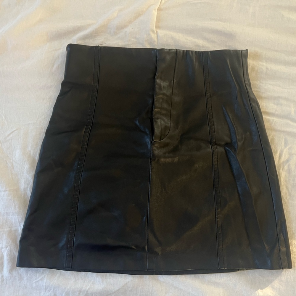 Zara Black Faux Leather Mini Skirt